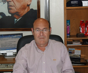 Menendez J. Carlos Subsecretario Gremial Menendez J. Carlos Subsecretario Gremial